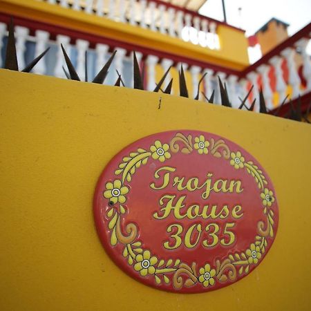 Trojan House Apartment Ensenada Exterior photo